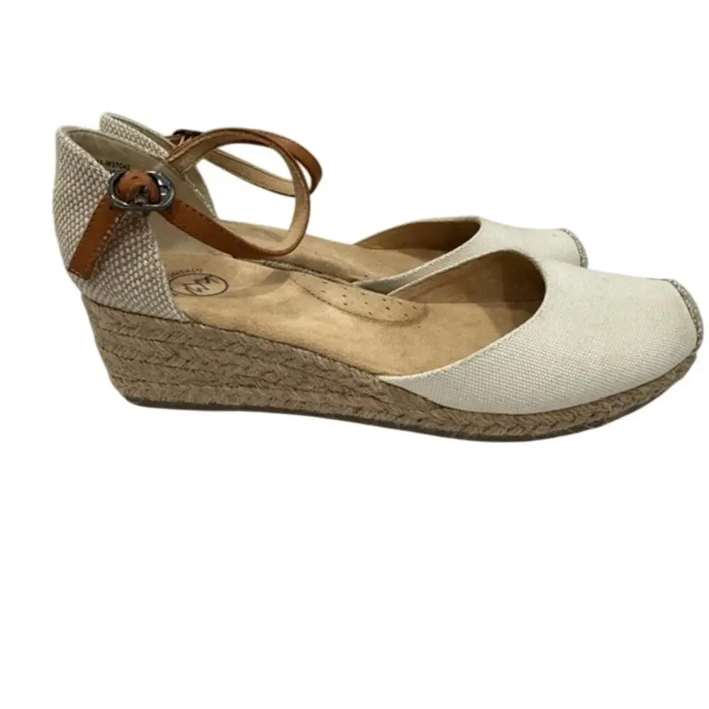 White Mountain Women's Maintain Mini-Heel Espadrille Sandal